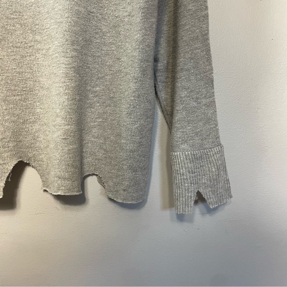 LNA Brushed Bitten Sweater | Gray Longsleeve V Neck Top Medium - Picture 11 of 11